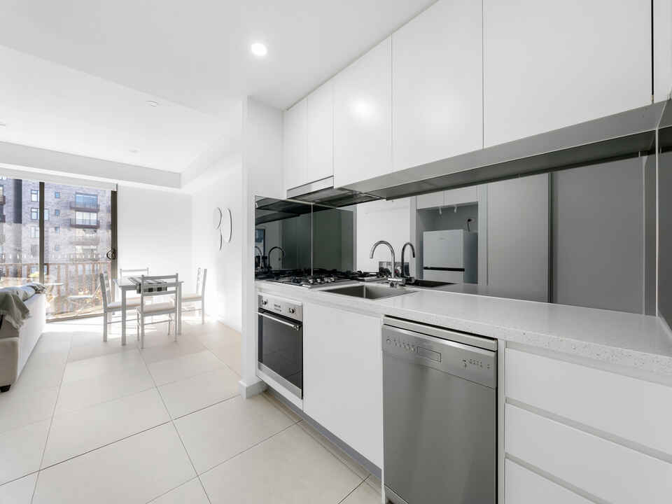 301/105 Dalmeny Avenue Rosebery