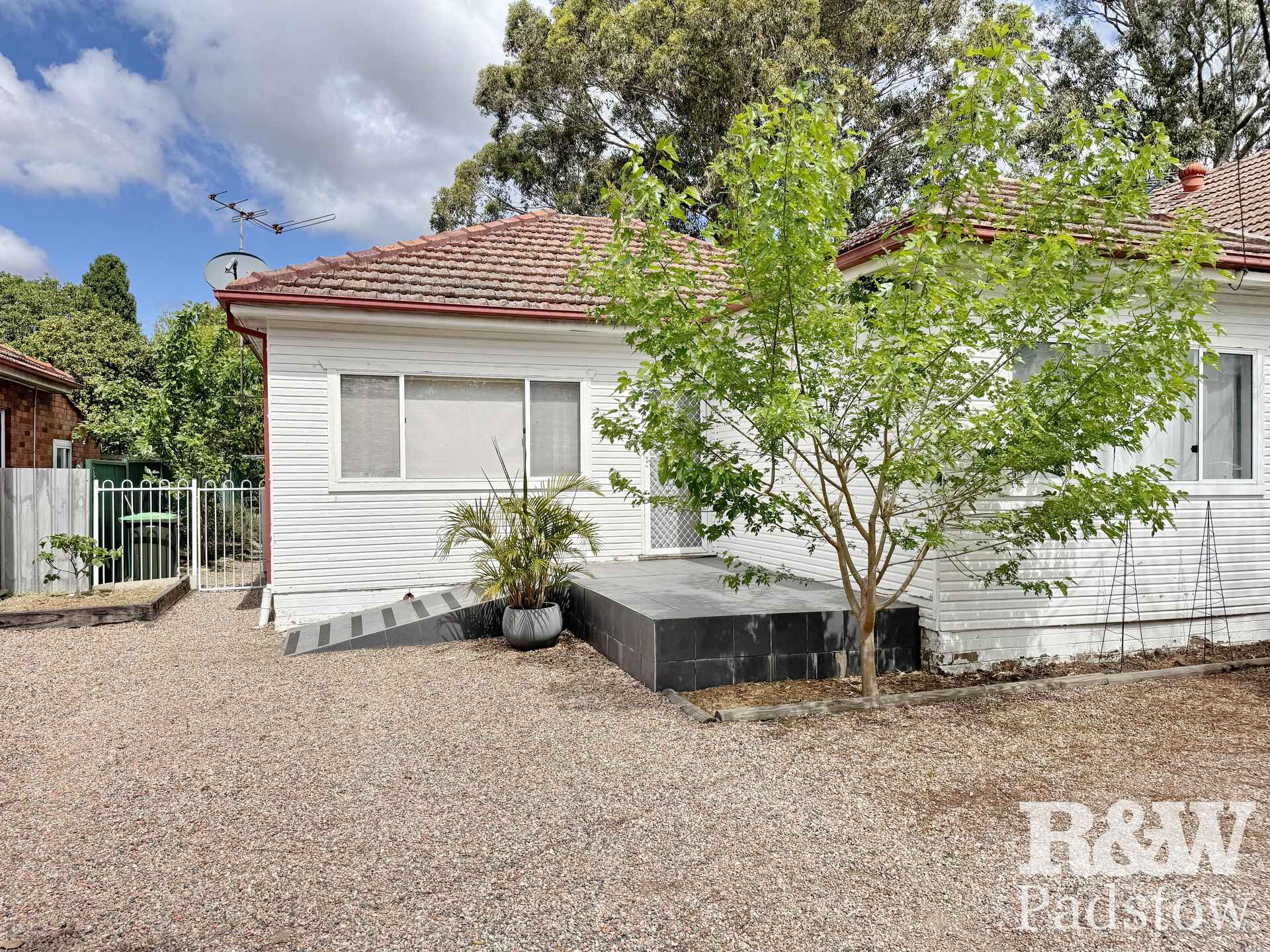 11 Swan Street Revesby