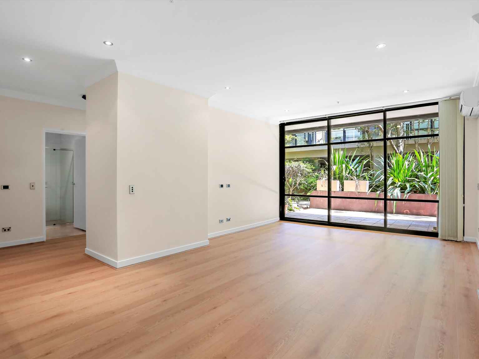 C5/18 Jacques St Chatswood