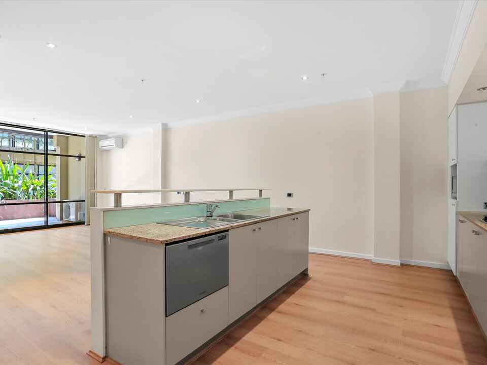C5/18 Jacques St Chatswood