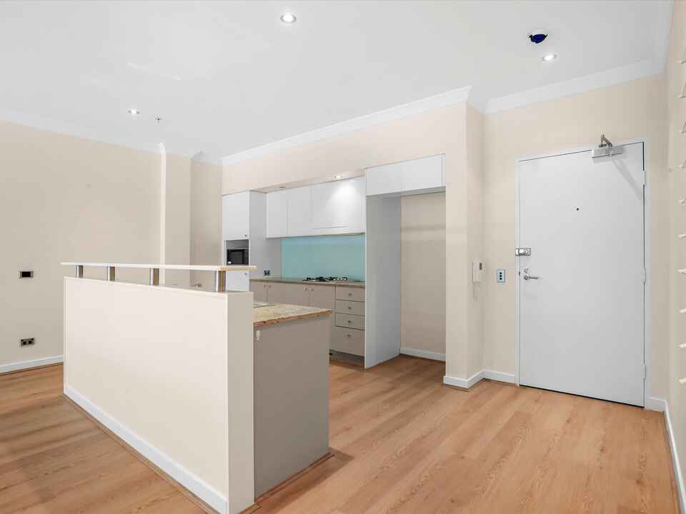 C5/18 Jacques St Chatswood