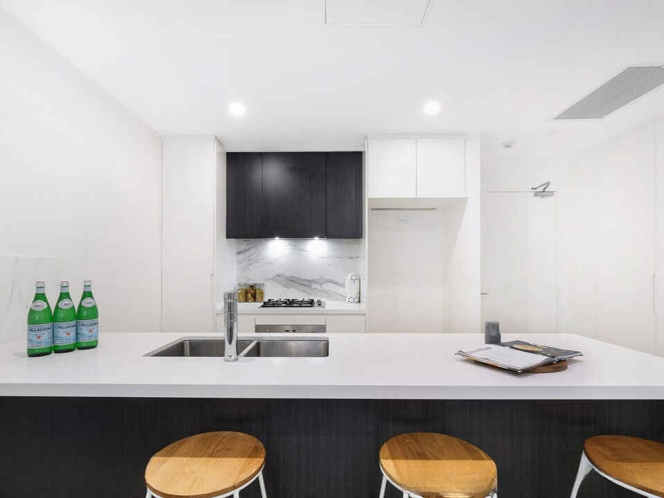 A404/37-39 Loftus Crescent Homebush