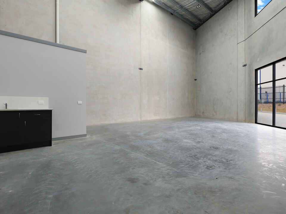 15/2 Red Fields Road Moss Vale