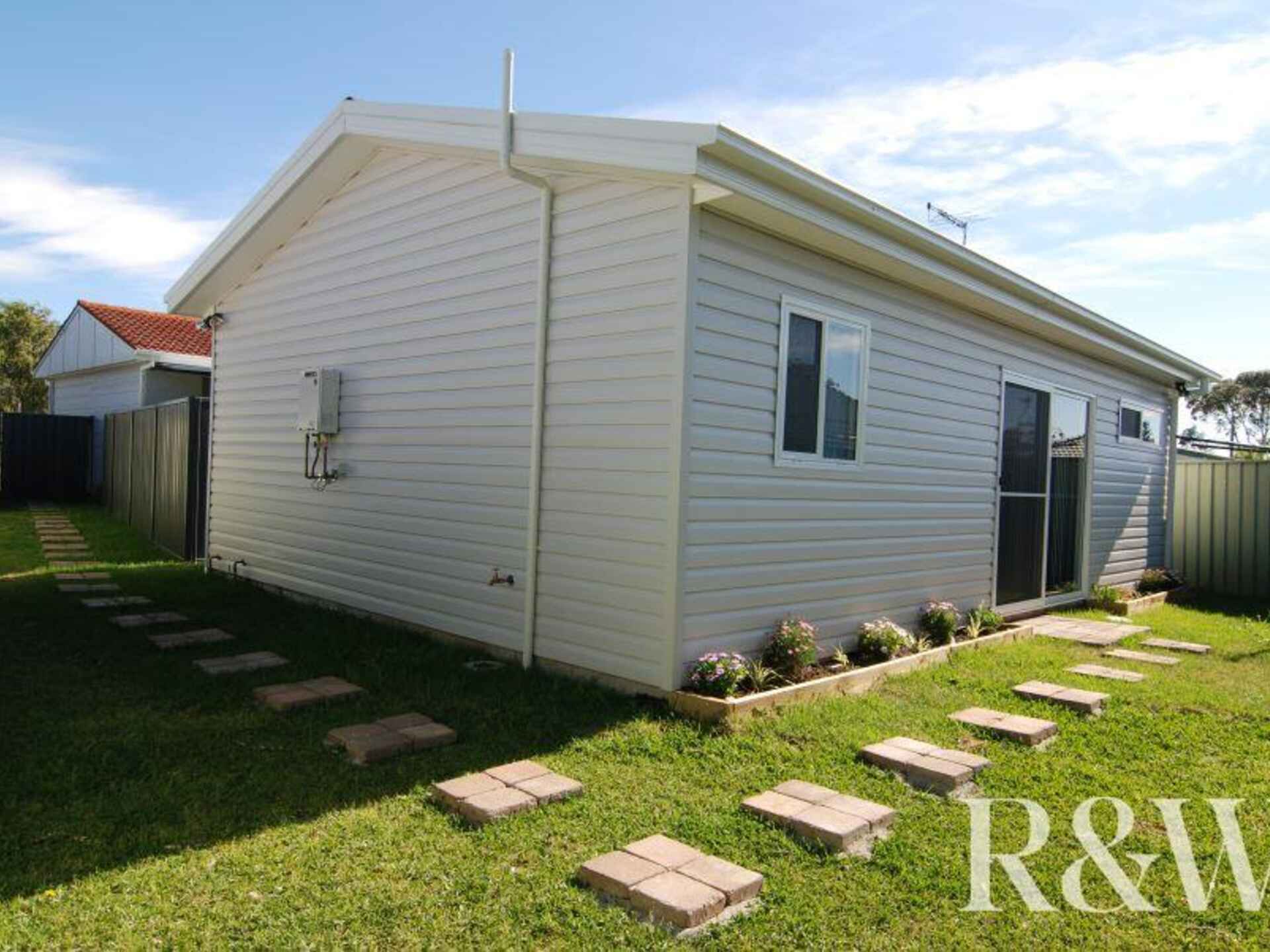 2A Maurice Street St Clair