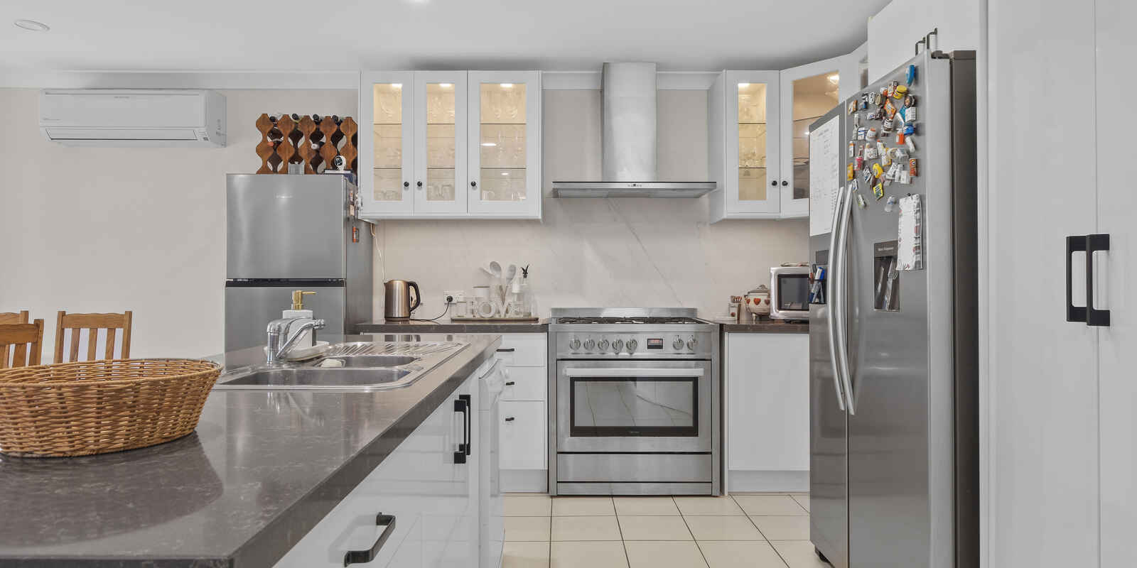 4 Hollywood Avenue Bellmere