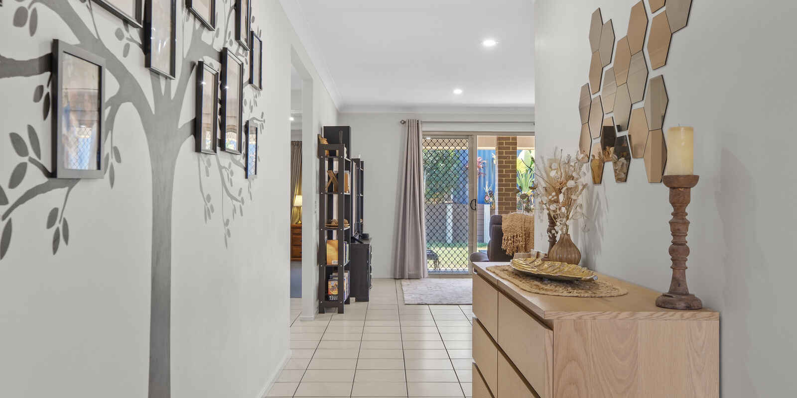 4 Hollywood Avenue Bellmere