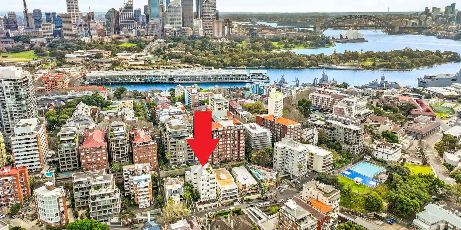 8/15 Billyard Avenue Elizabeth Bay
