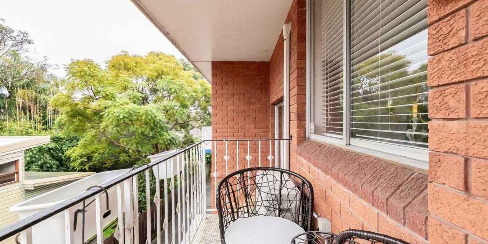 8/27 Cobar Street Dulwich Hill