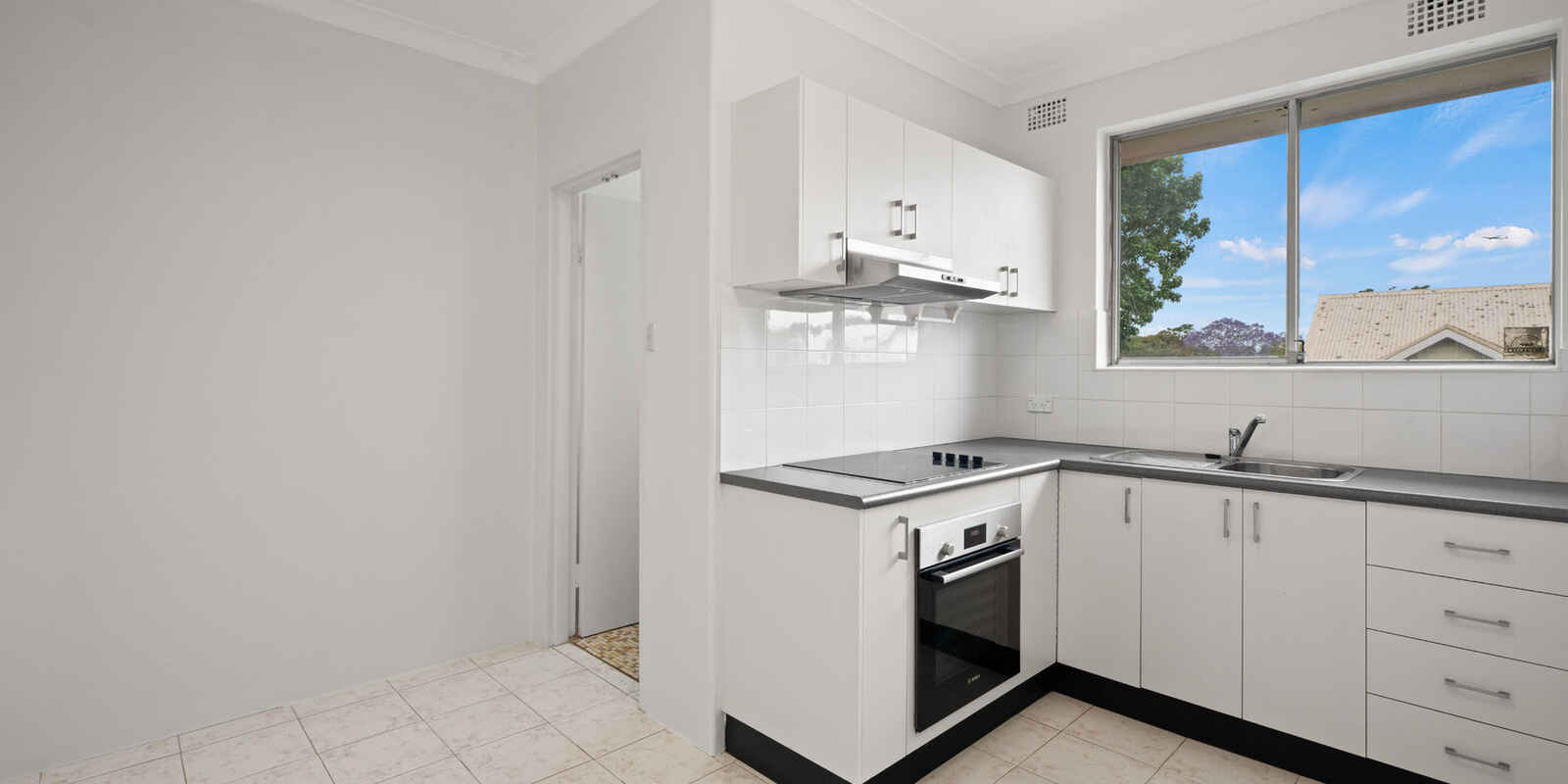 8/27 Cobar Street Dulwich Hill