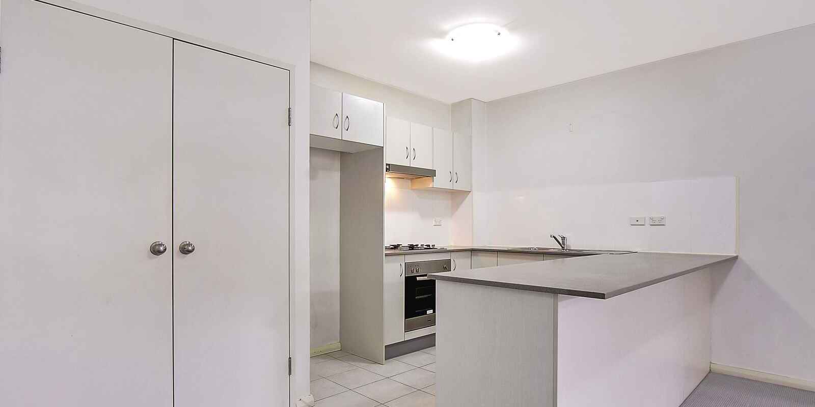 1/6-12 The Avenue Mount Druitt
