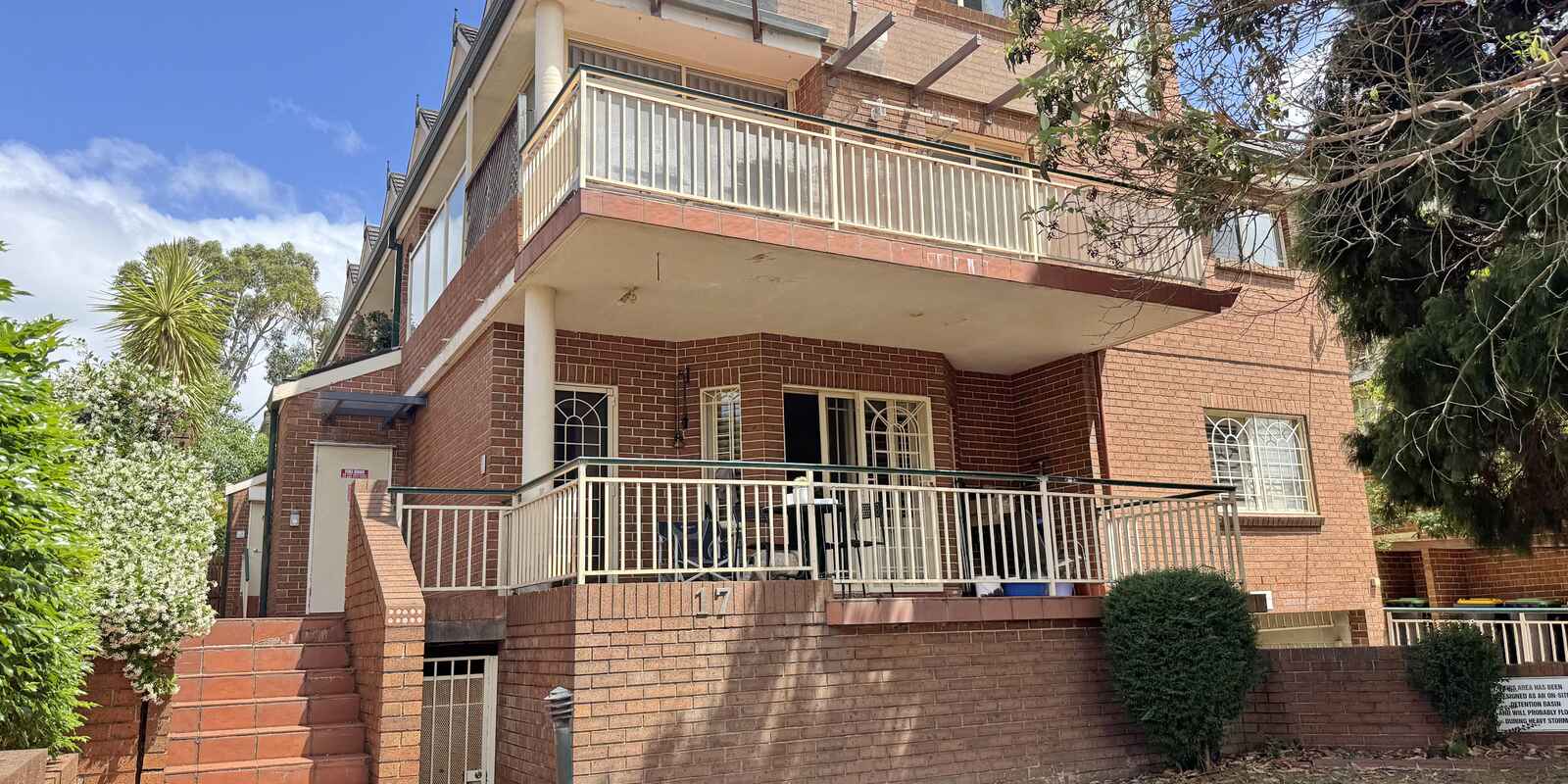 7/17 Coleridge Street Riverwood