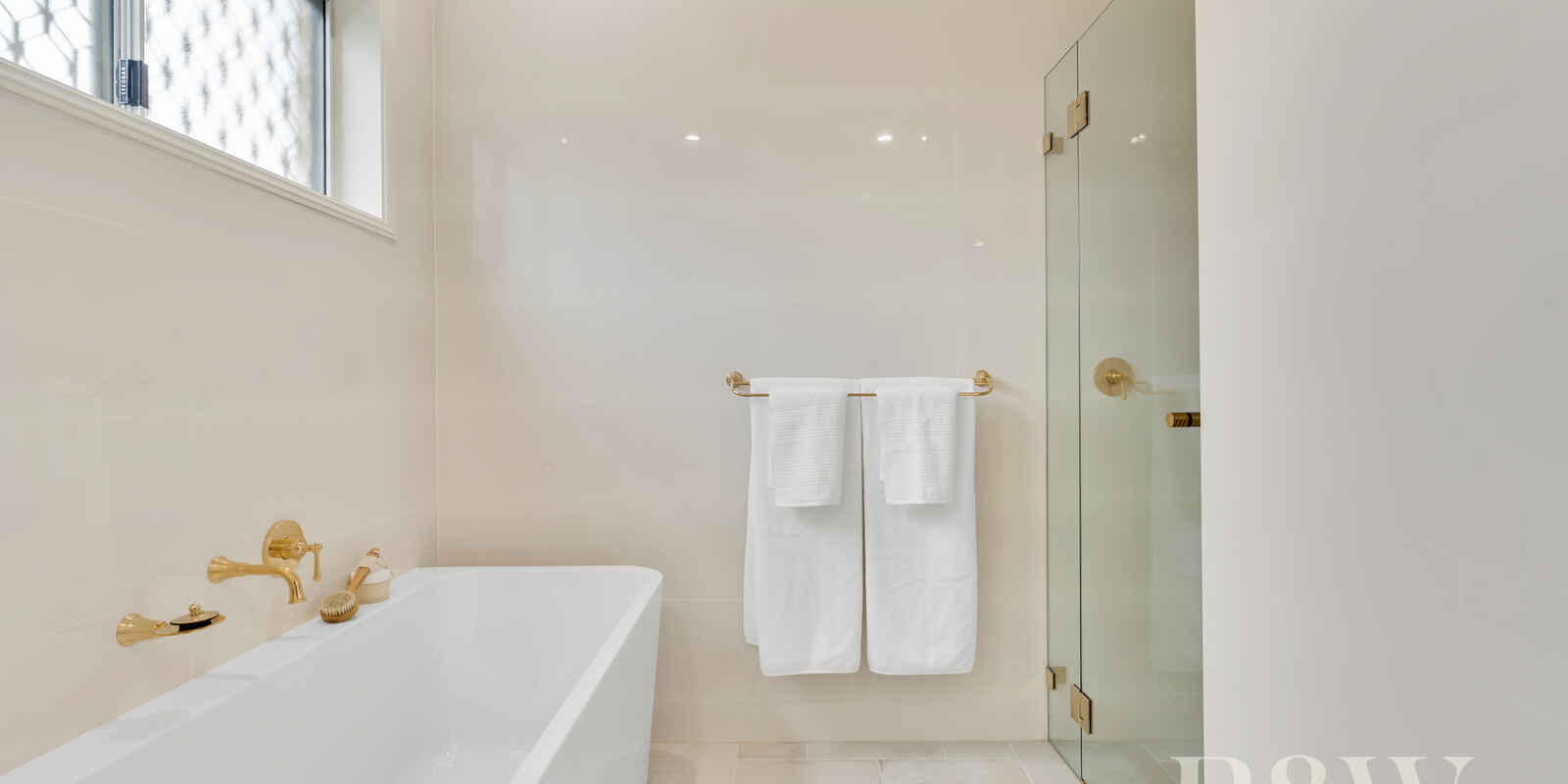 37 BAINBRIDGE AVENUE Ingleburn