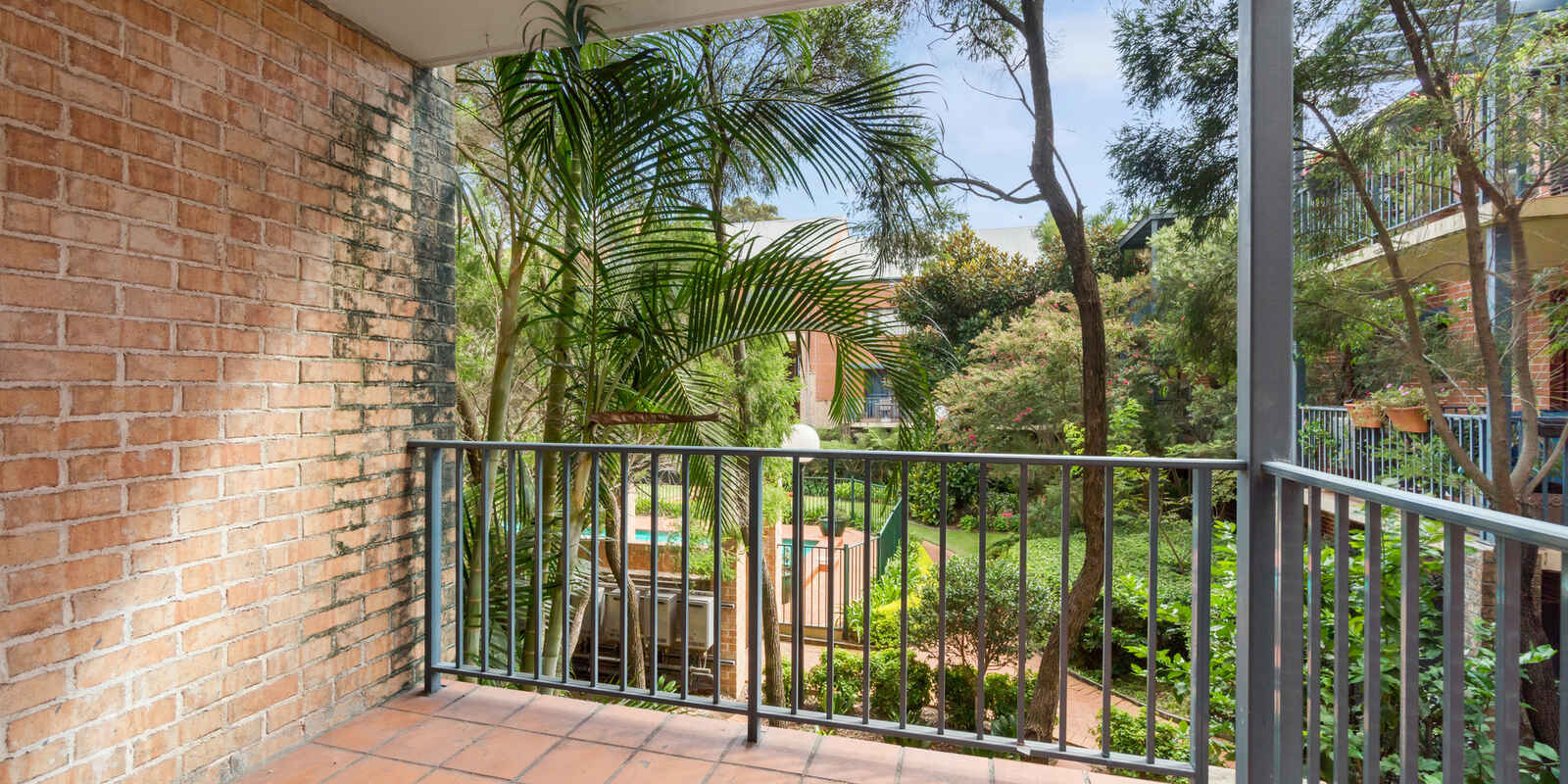 4/3 Kensington Mews Waterloo