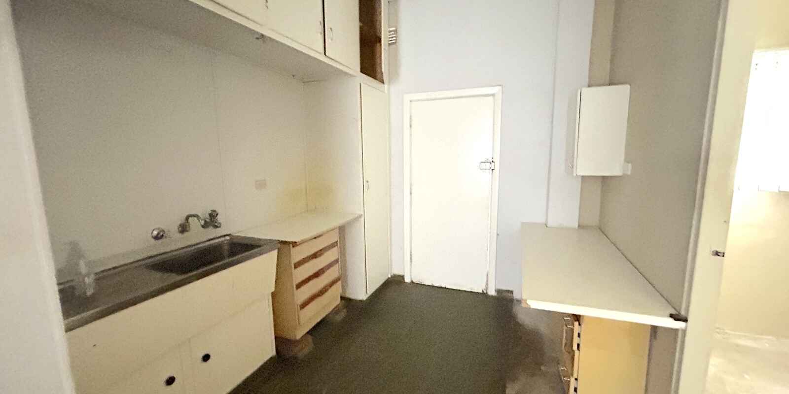 24 Whitling Avenue Castle Hill