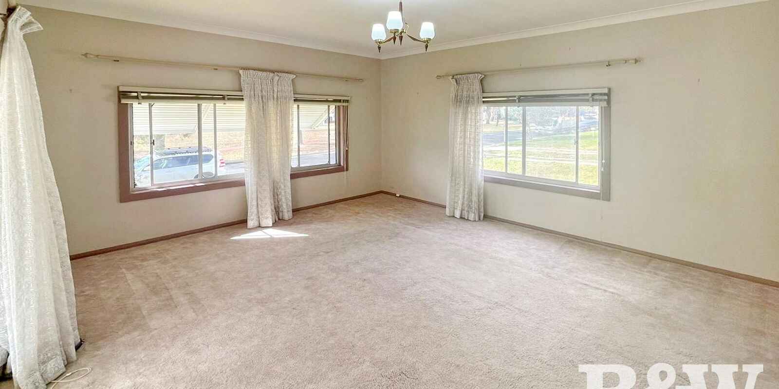 15 Truscott Street Panania