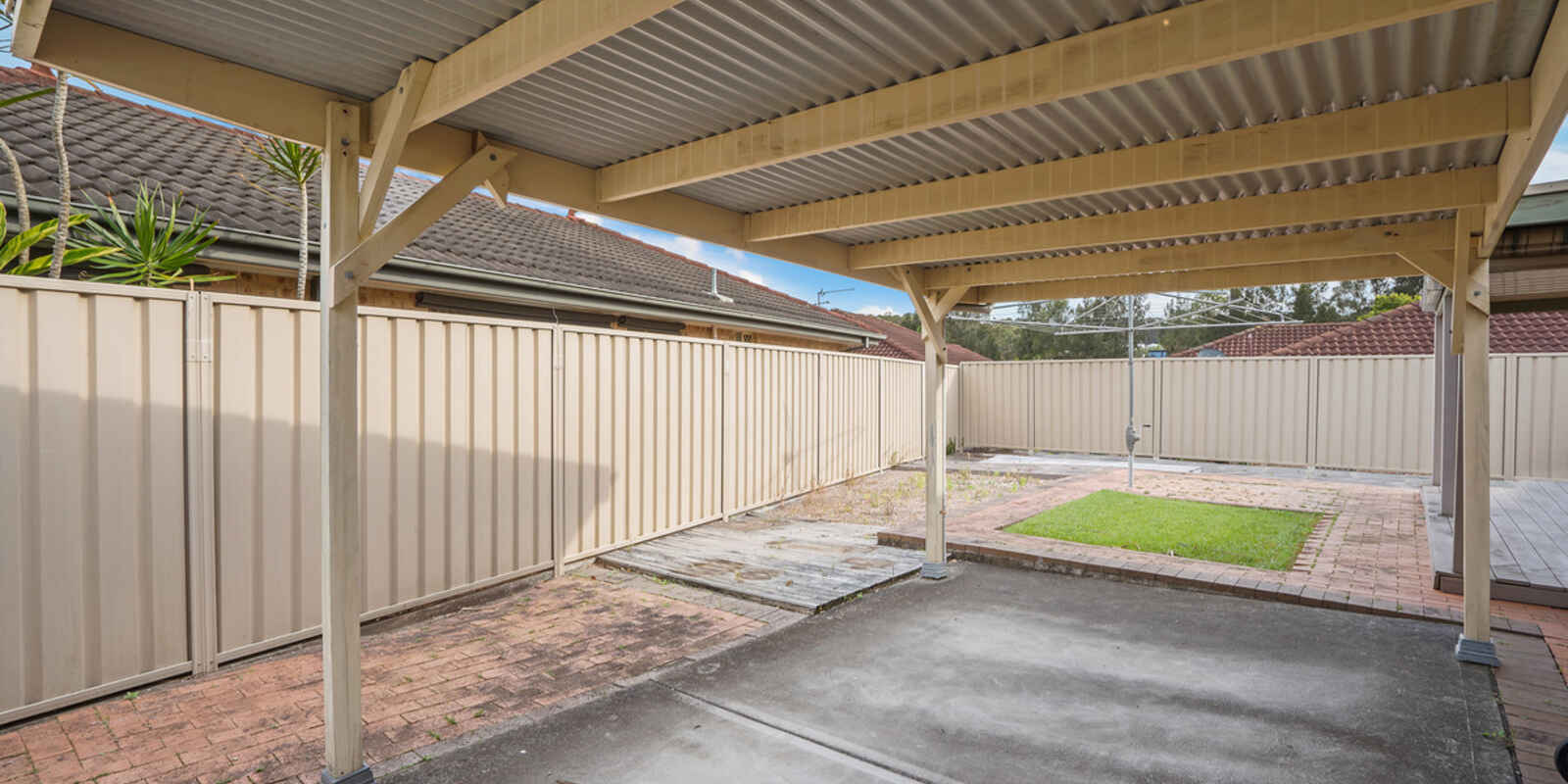 5 Angophora Close Mount Hutton