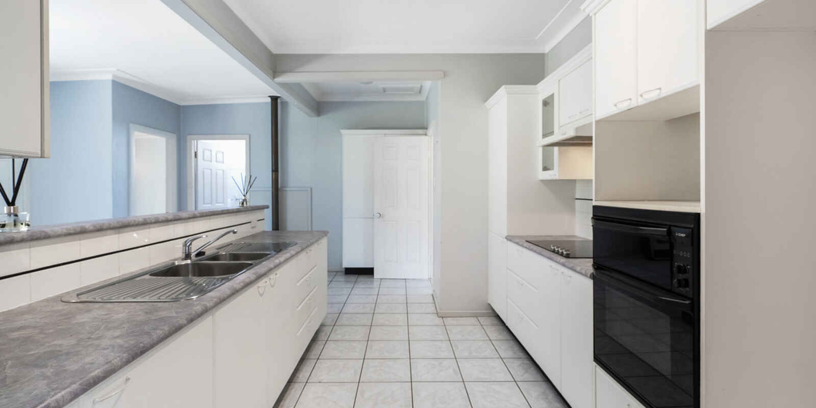 3 Kirkdale Drive Kotara South 3 Kirkdale Drive Kotara South