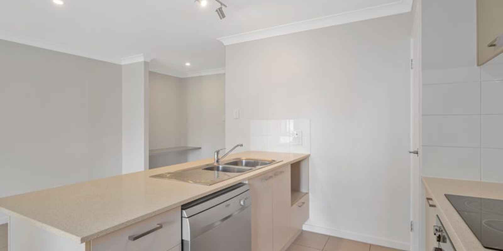 45A Honeyeater Crescent Dakabin 45A Honeyeater Crescent Dakabin