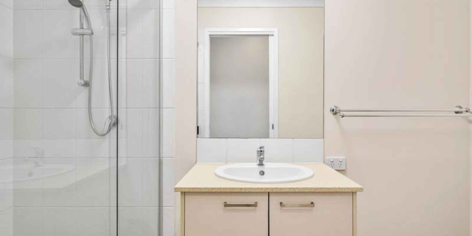 45A Honeyeater Crescent Dakabin 45A Honeyeater Crescent Dakabin