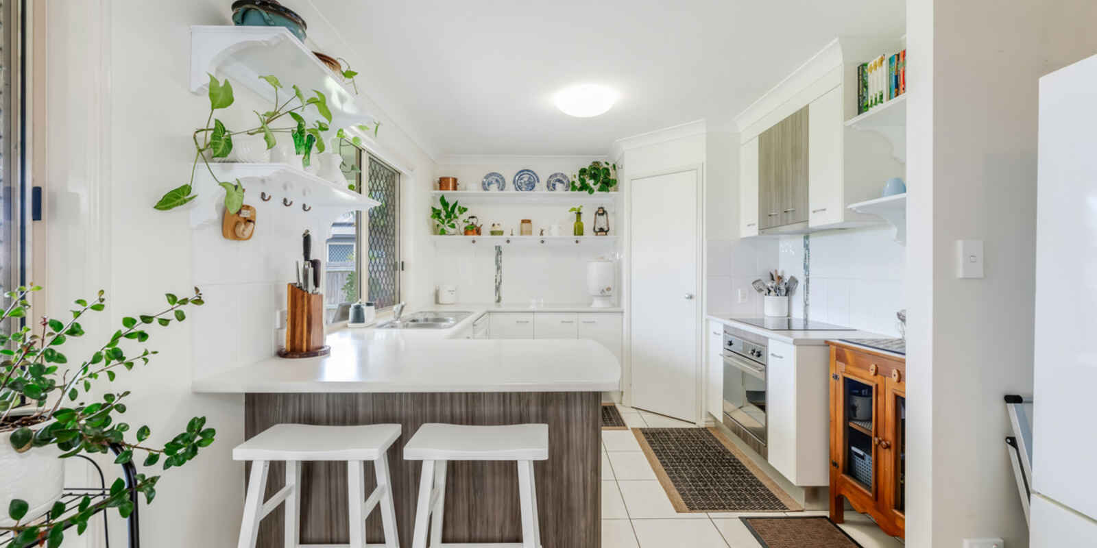 3 McCallum Close Coral Cove 3 McCallum Close Coral Cove