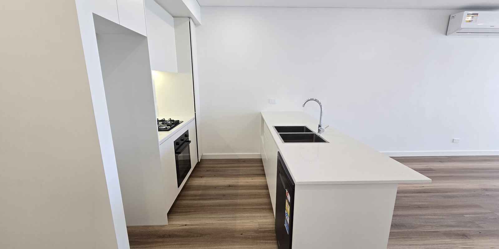 B604/6 The Crescent Fairfield B604/6 The Crescent Fairfield