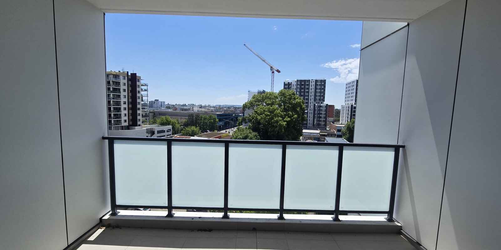 B604/6 The Crescent Fairfield B604/6 The Crescent Fairfield