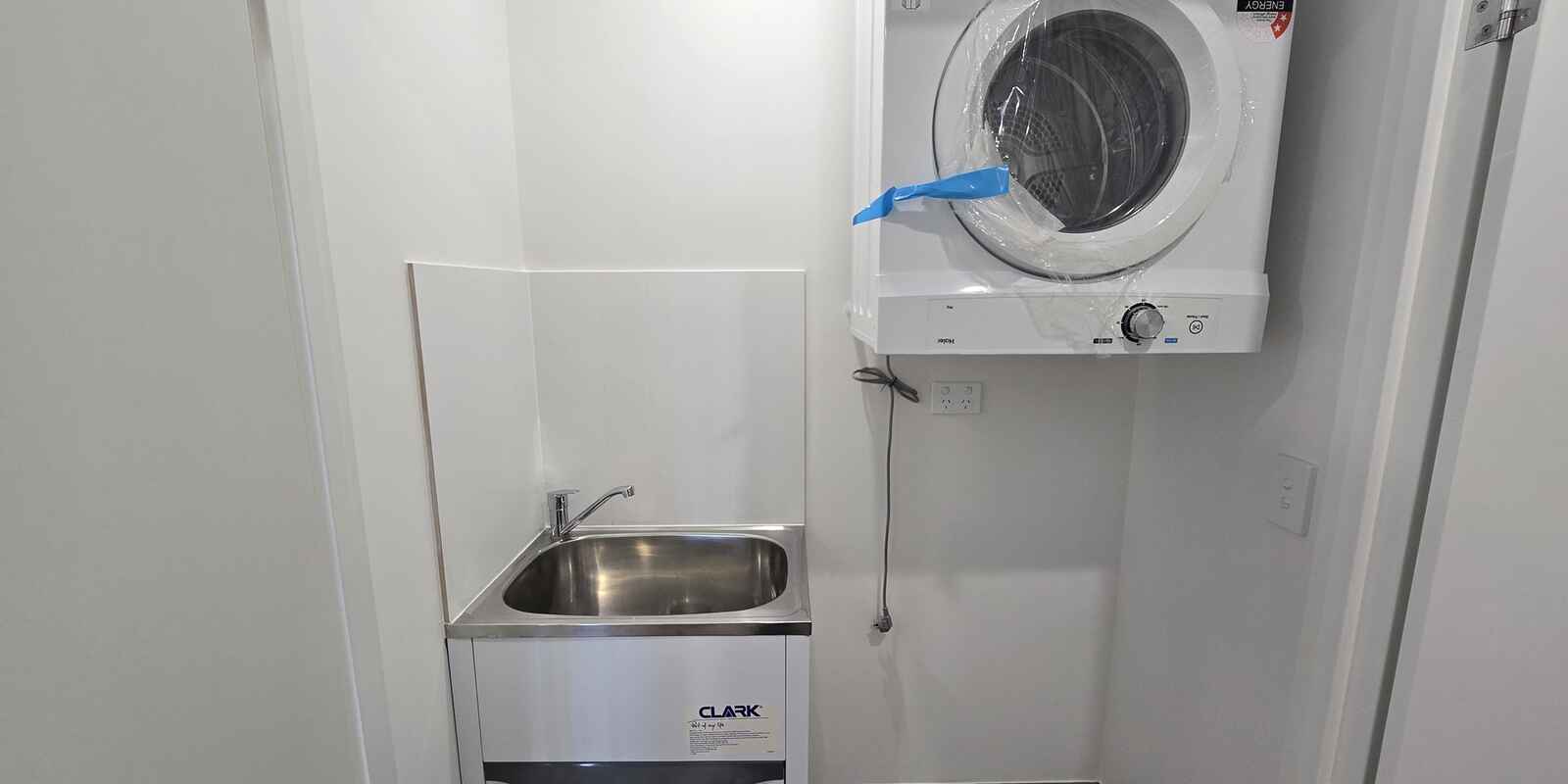 B606/6 The Crescent Fairfield B606/6 The Crescent Fairfield