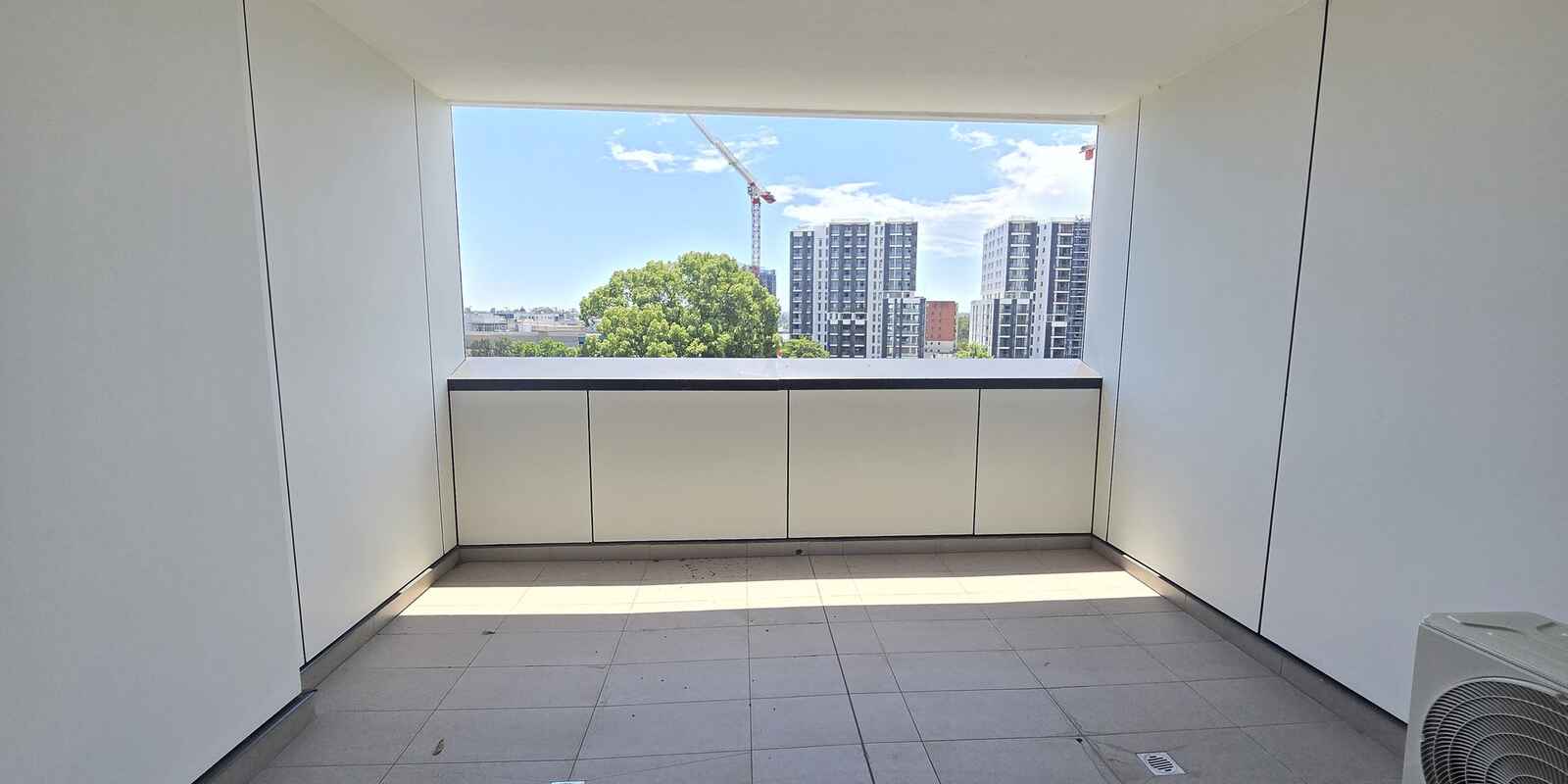 B606/6 The Crescent Fairfield B606/6 The Crescent Fairfield