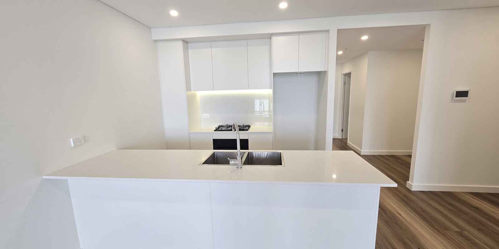 B703/6 The Crescent Fairfield B703/6 The Crescent Fairfield