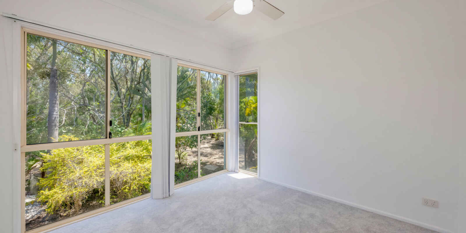 78 Sylvan Drive Moore Park Beach 78 Sylvan Drive Moore Park Beach