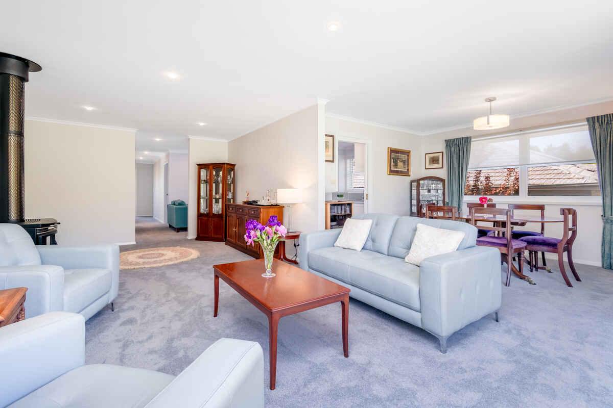 92 Govetts Leap Road Blackheath