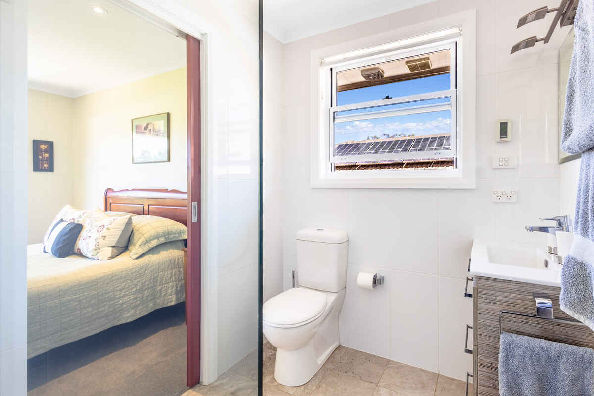 92 Govetts Leap Road Blackheath