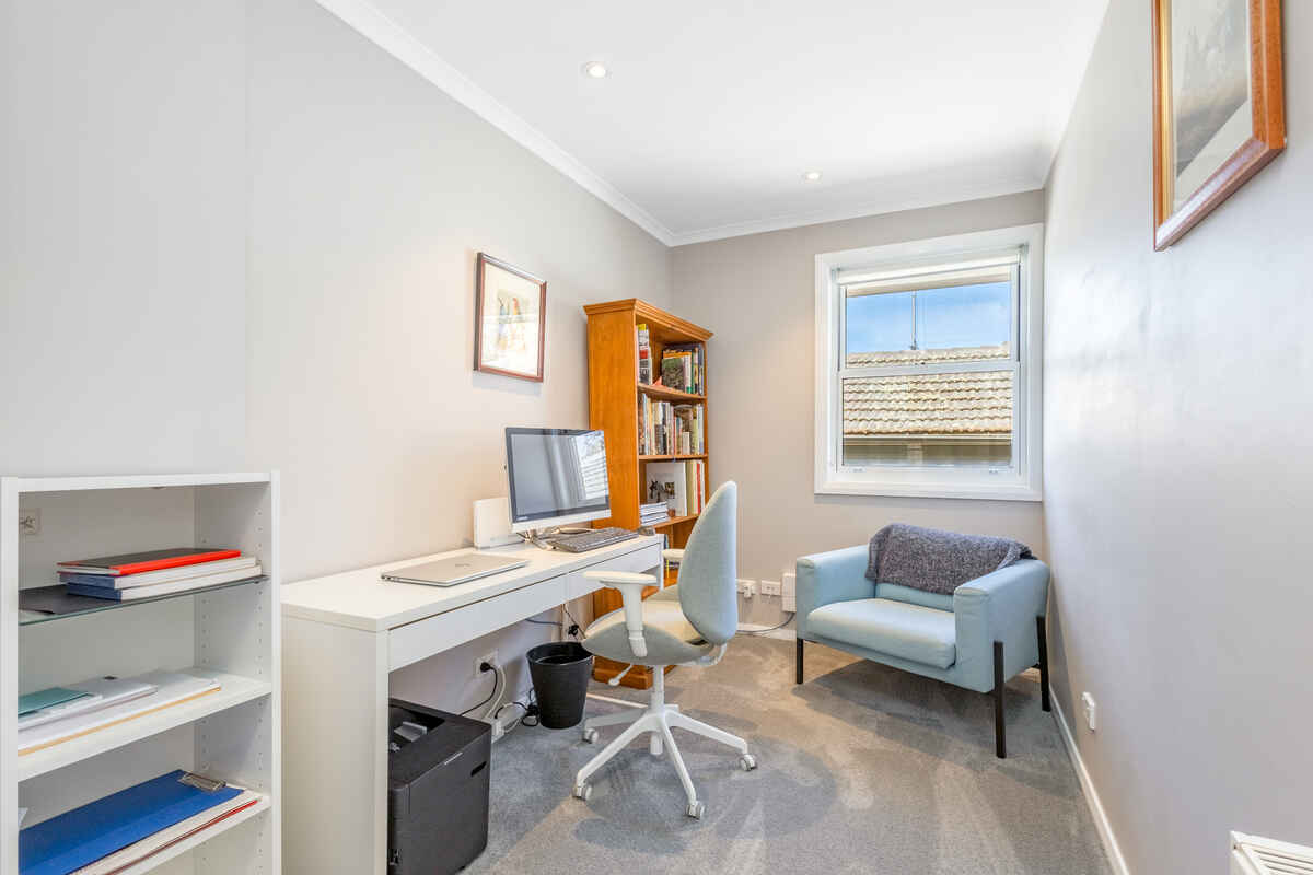 92 Govetts Leap Road Blackheath
