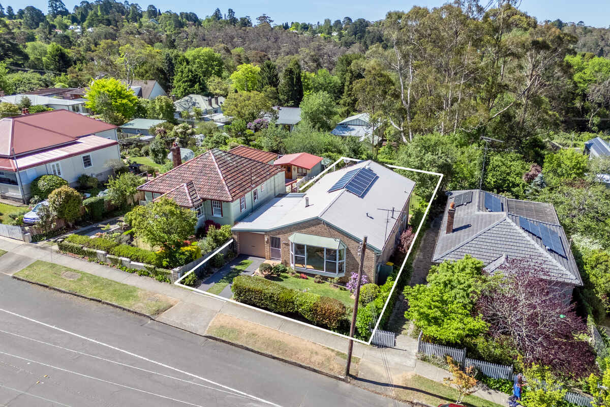92 Govetts Leap Road Blackheath