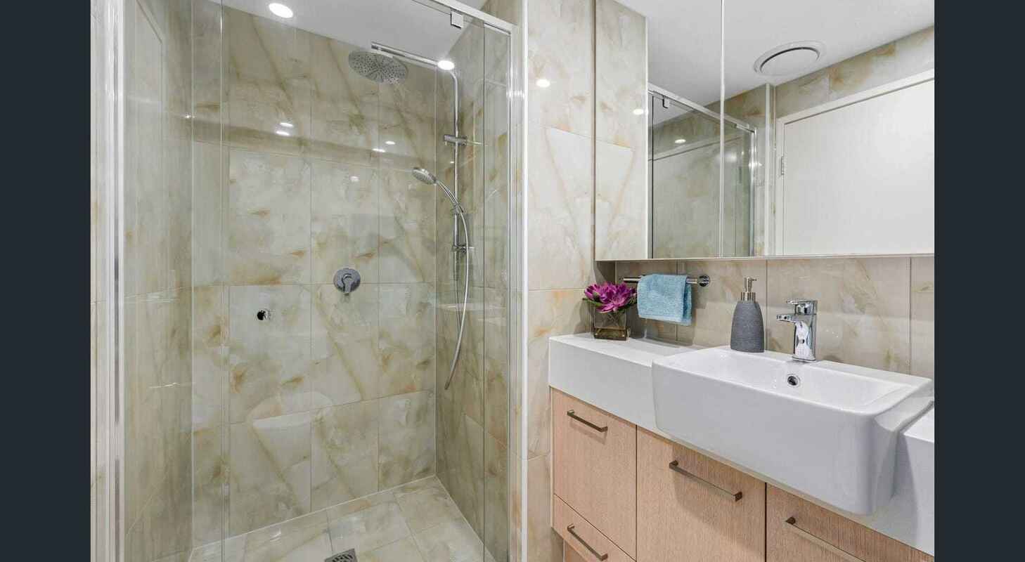 403/70-74 Carl Street Woolloongabba