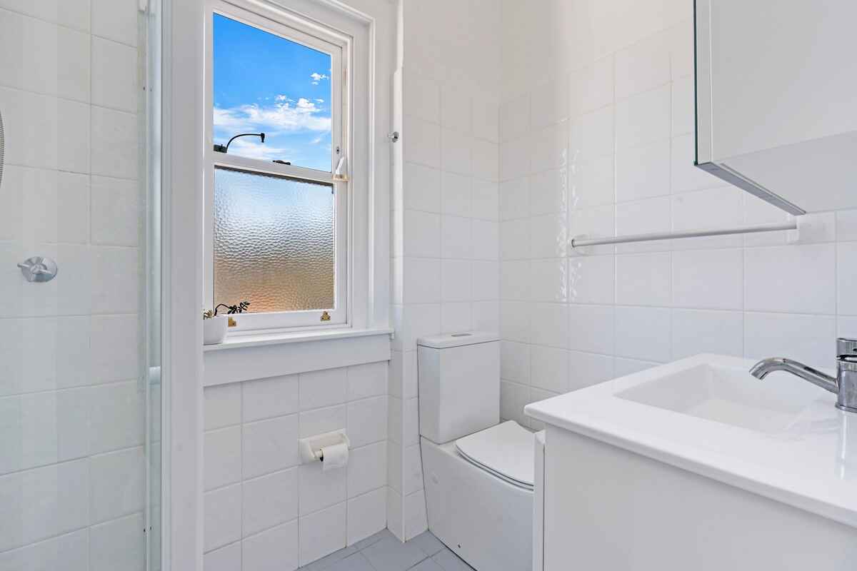 13/6-8 Hughes Street Potts Point