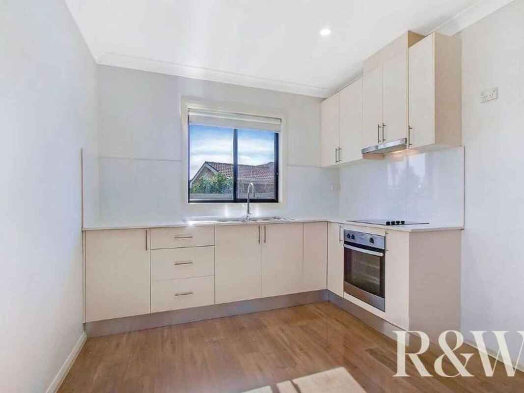 6A Dryberry Avenue St Clair