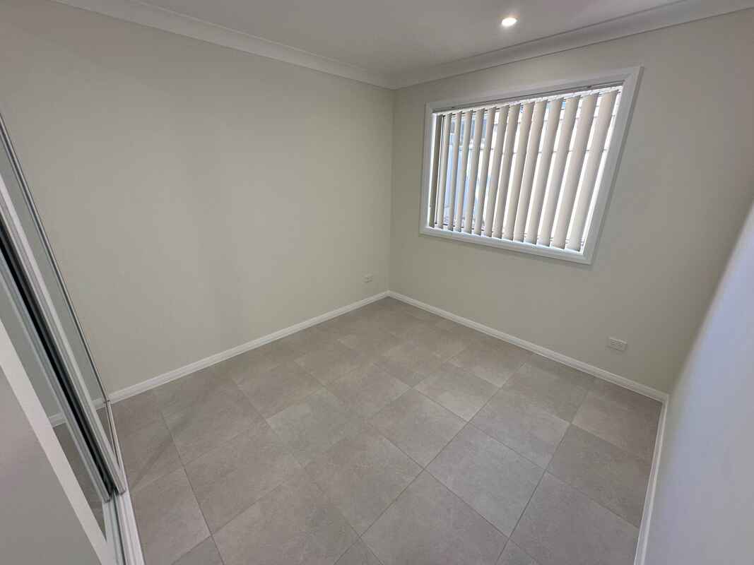 8A Cunningham Crescent Blacktown