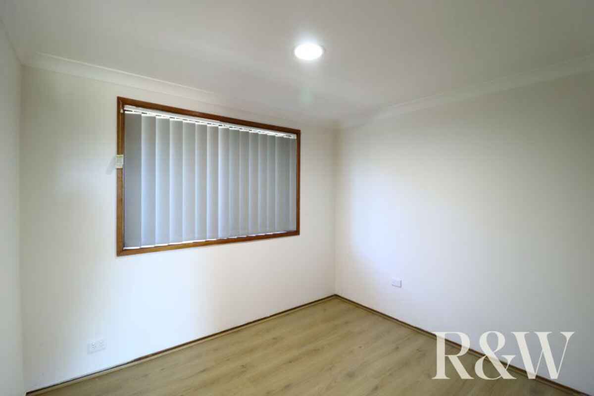 51 Coonawarra Drive St Clair