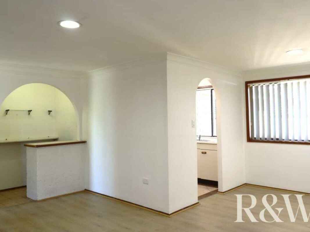 51 Coonawarra Drive St Clair