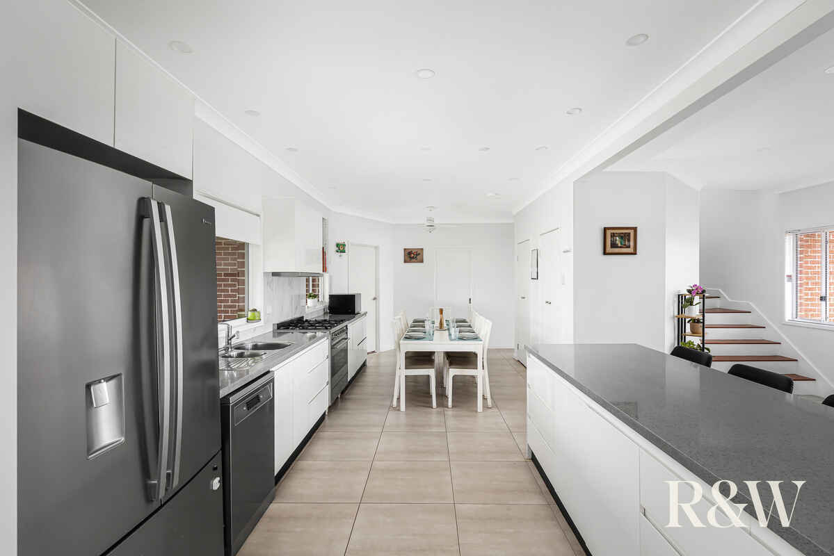 7 Hobson Place Plumpton