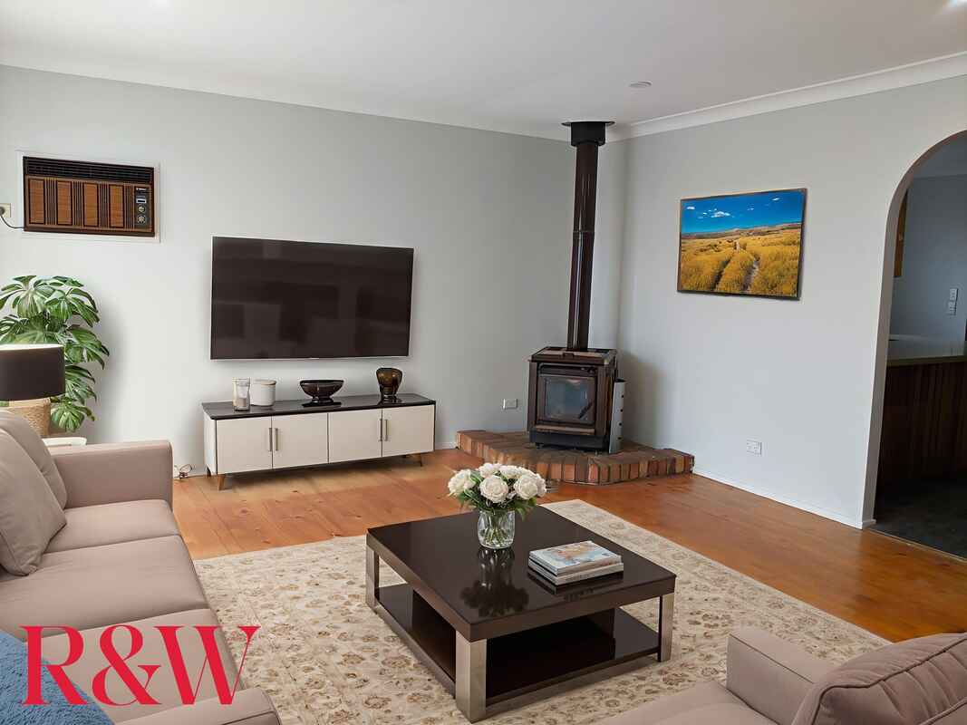 10 Maxwell Street Macquarie Fields 10 Maxwell Street Macquarie Fields