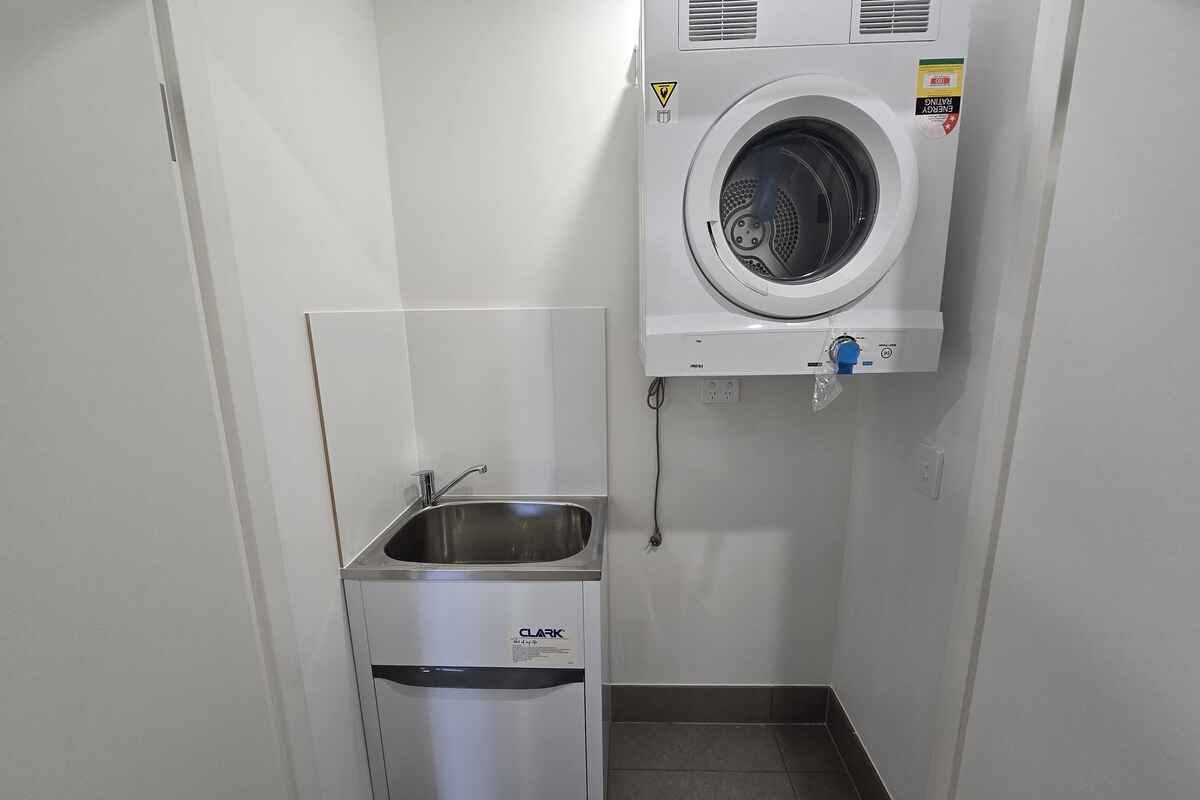 B206/6 The Crescent Fairfield