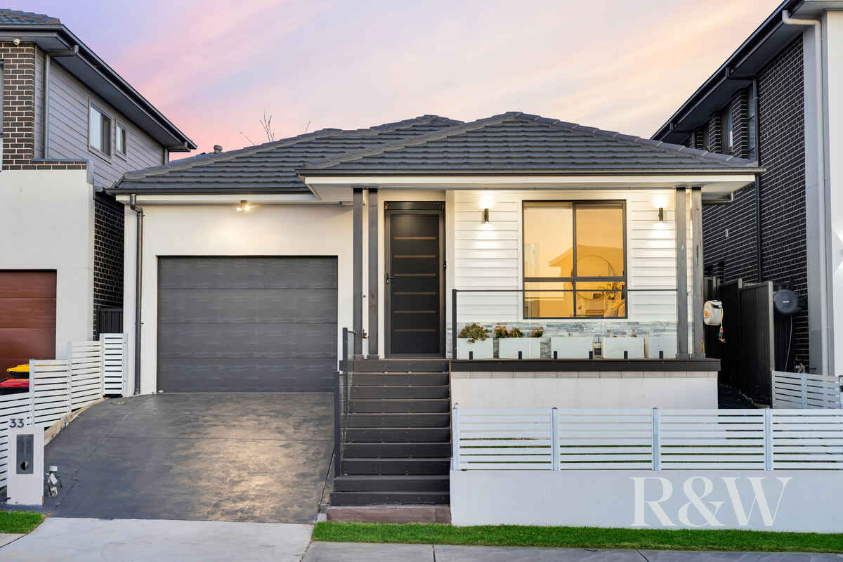 33 LETHBRIDGE ROAD Austral
