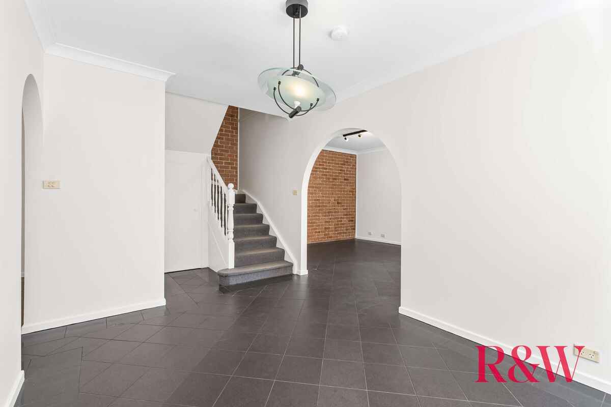 8a NORMAN STREET Punchbowl