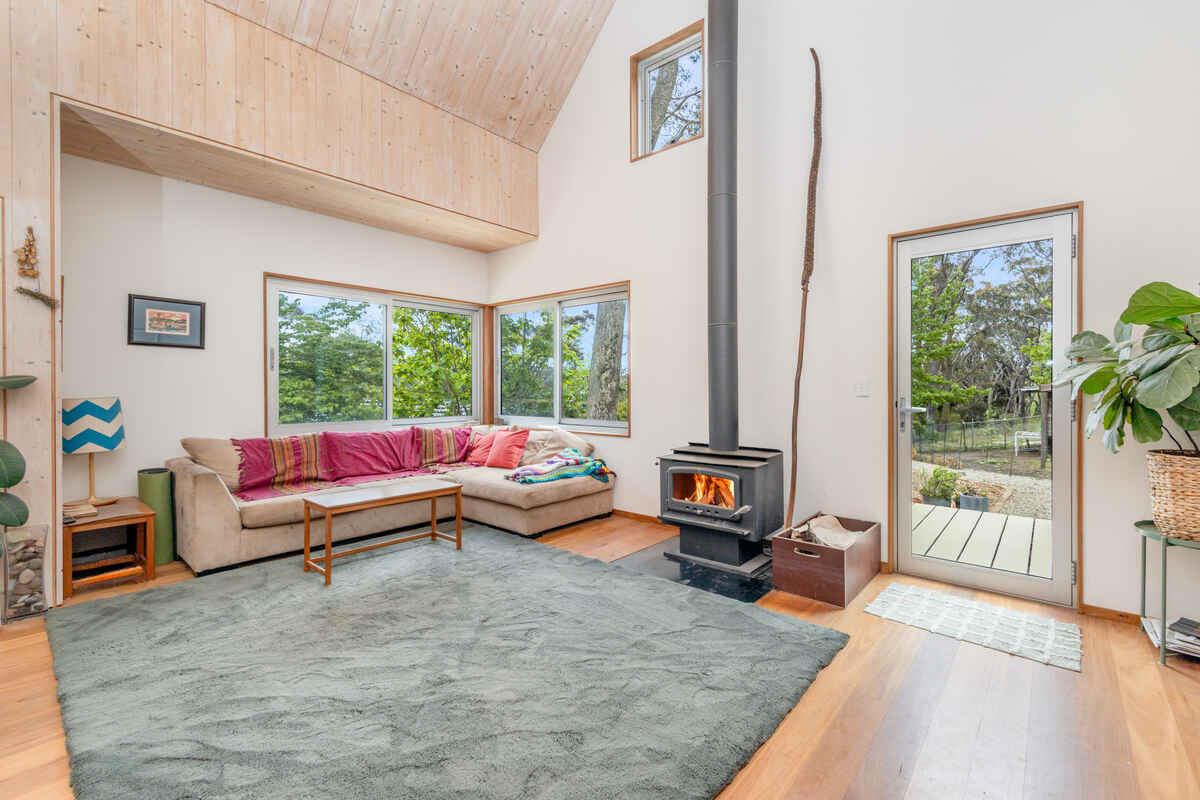 24 Cleopatra Street Blackheath 24 Cleopatra Street Blackheath