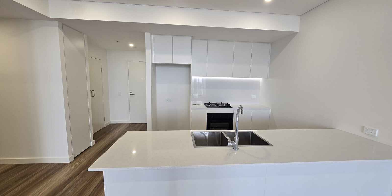 A802/8 The Crescent Fairfield A802/8 The Crescent Fairfield