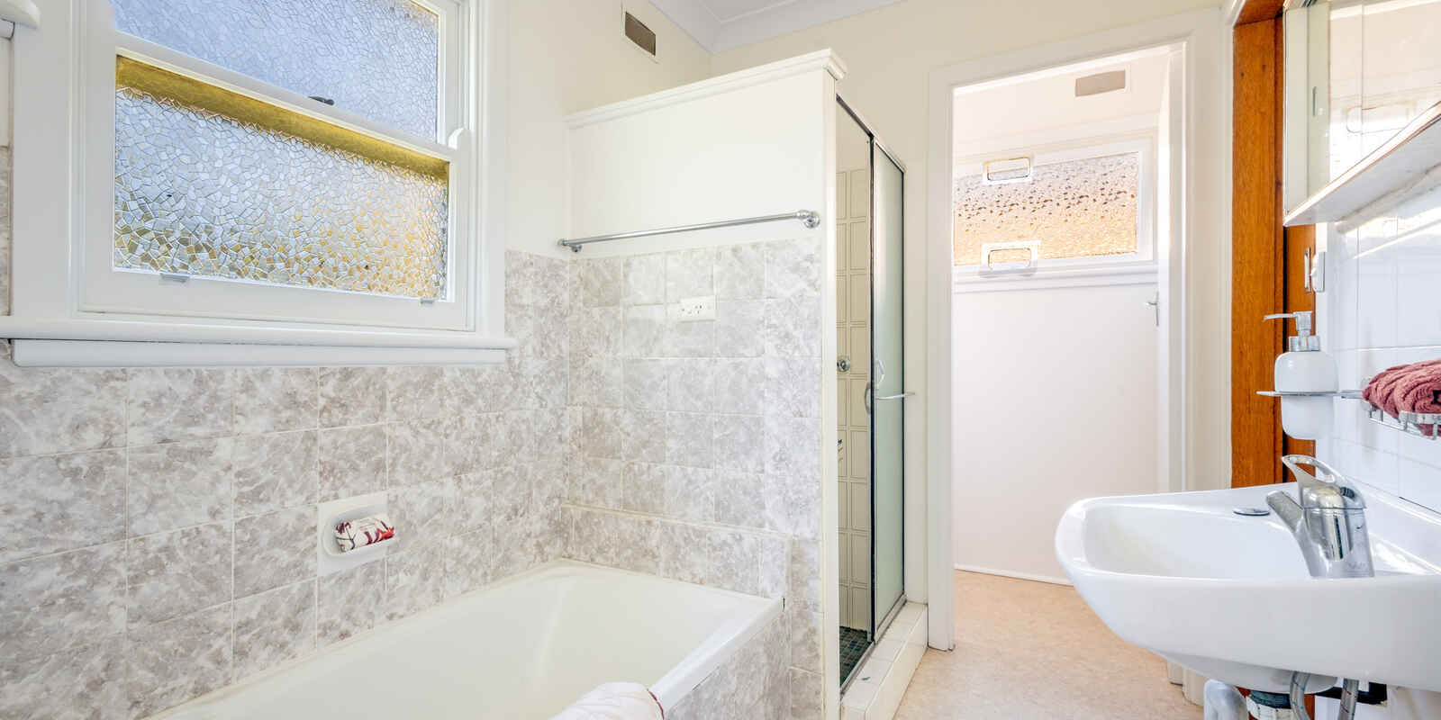 87 Brightlands Avenue Blackheath