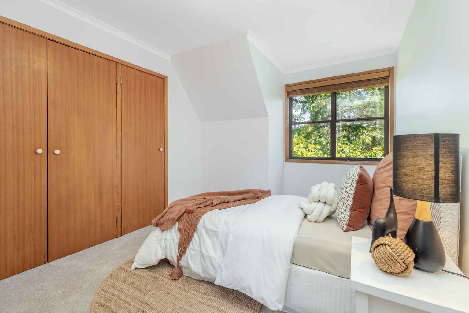 87 Brightlands Avenue Blackheath