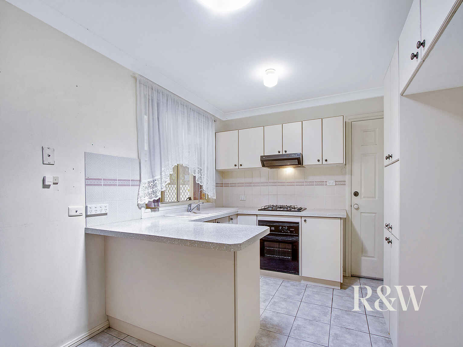 5 Shamrock Court St Clair 5 Shamrock Court St Clair